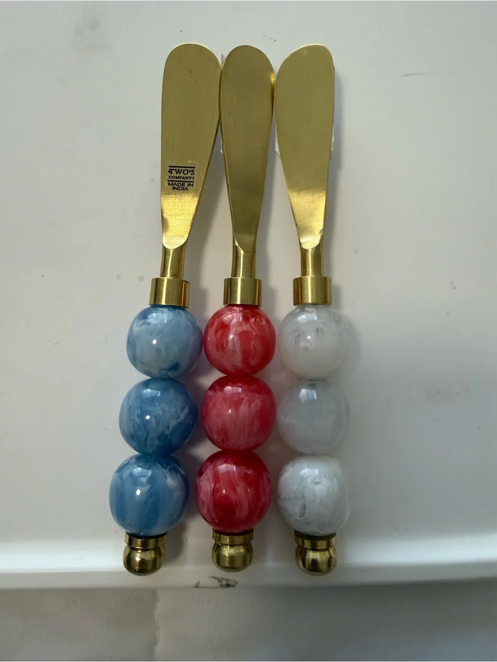 Marble-Style Beaded Spreaders with Gold Blade cheese spreaders Blue, Red, White